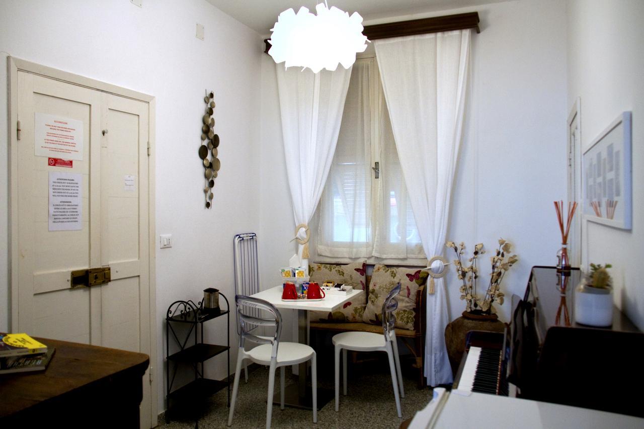 Guesthouse Rollando Vernazza Exterior photo